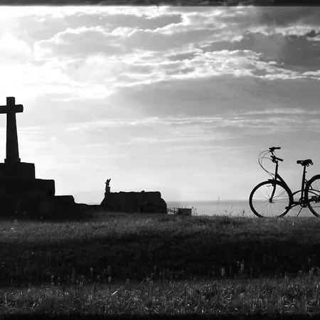 坎姆皮奥码头酒店 3*