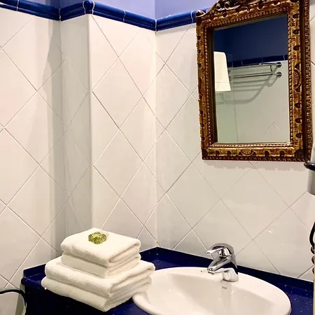 坎姆皮奥码头酒店 酒店 3*