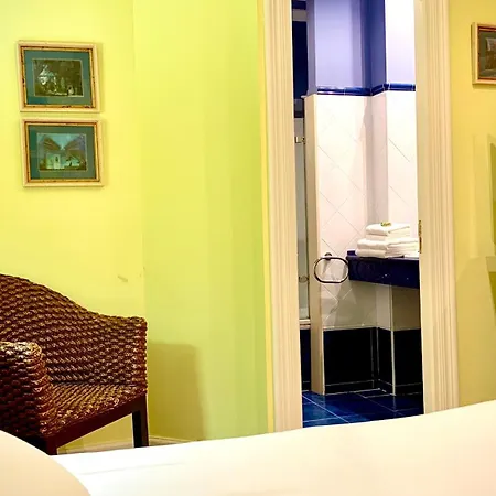 坎姆皮奥码头酒店 酒店 柯米拉斯