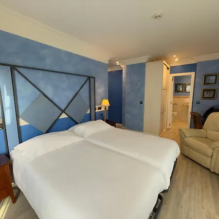Marina De Campios Hotel 3*