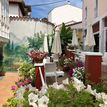 Szálloda Marina De Campios 3*