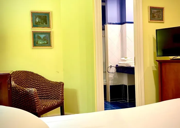 Marina De Campios 호텔 코밀라스